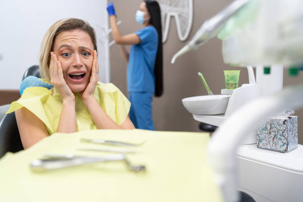 Best Emergency Tooth Extraction in Benton, IL